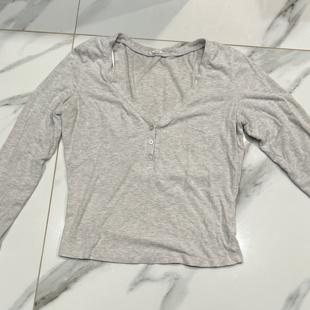 Garage Light Gray Long Sleeve V-Neck Top